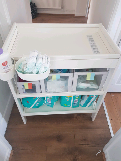 nappy table